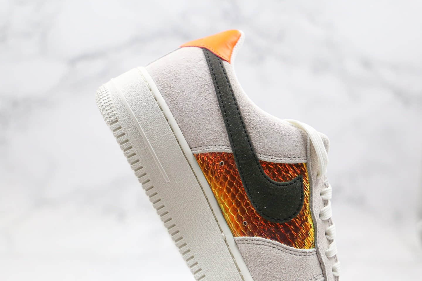 耐克Nike Air Force 1 Low IridescentSnakeskin纯原版本低帮空军一号灰黑金色鱼鳞纹全息蛇纹内置气垫正确鞋面卡色 货号：CW2657-001