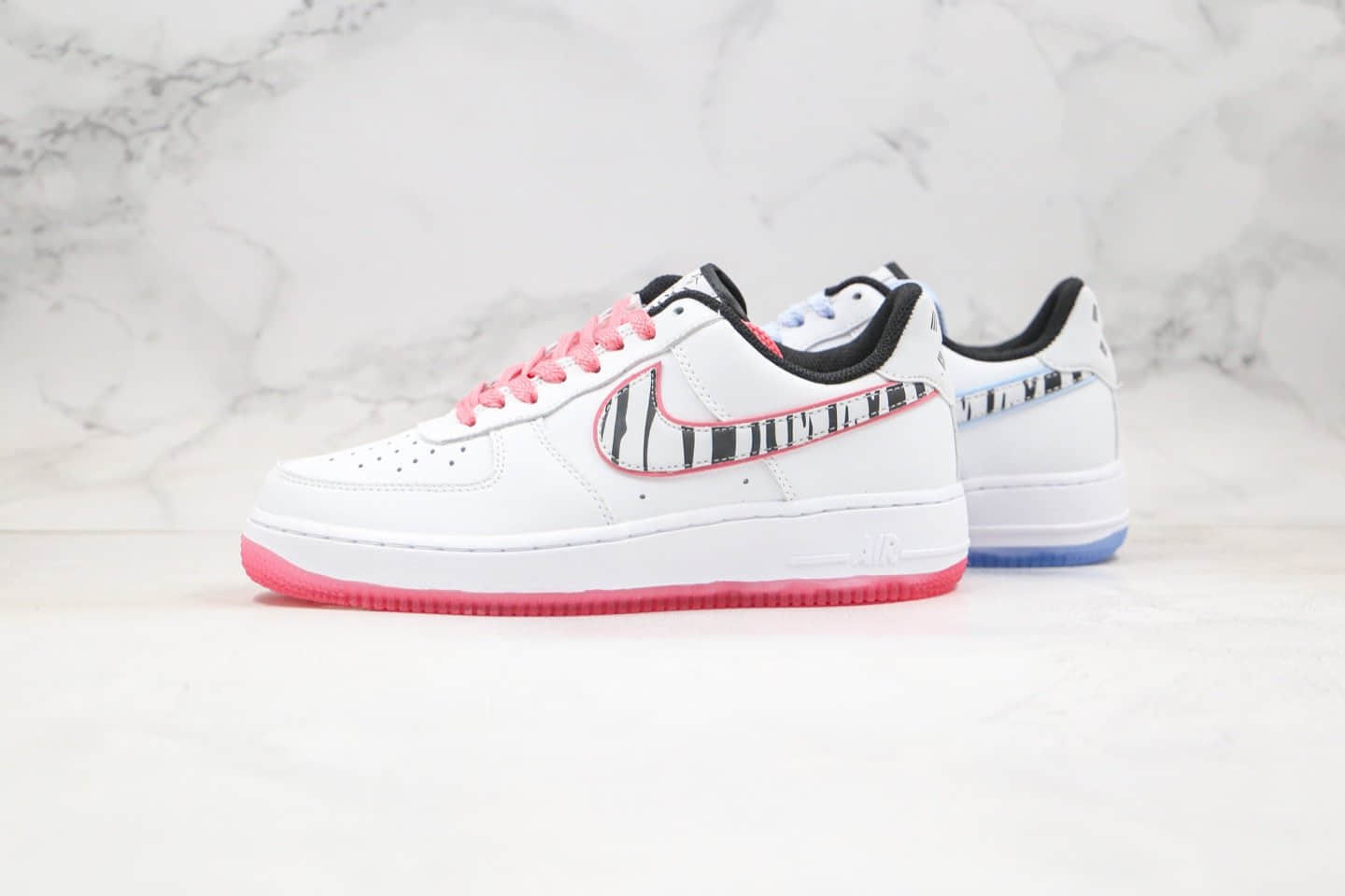 耐克Nike Air Force 1 Low Korea纯原版本低帮空军一号红蓝鸳鸯韩国限定斑马竖纹内置气垫原档案数据开发 货号：CW3919-100