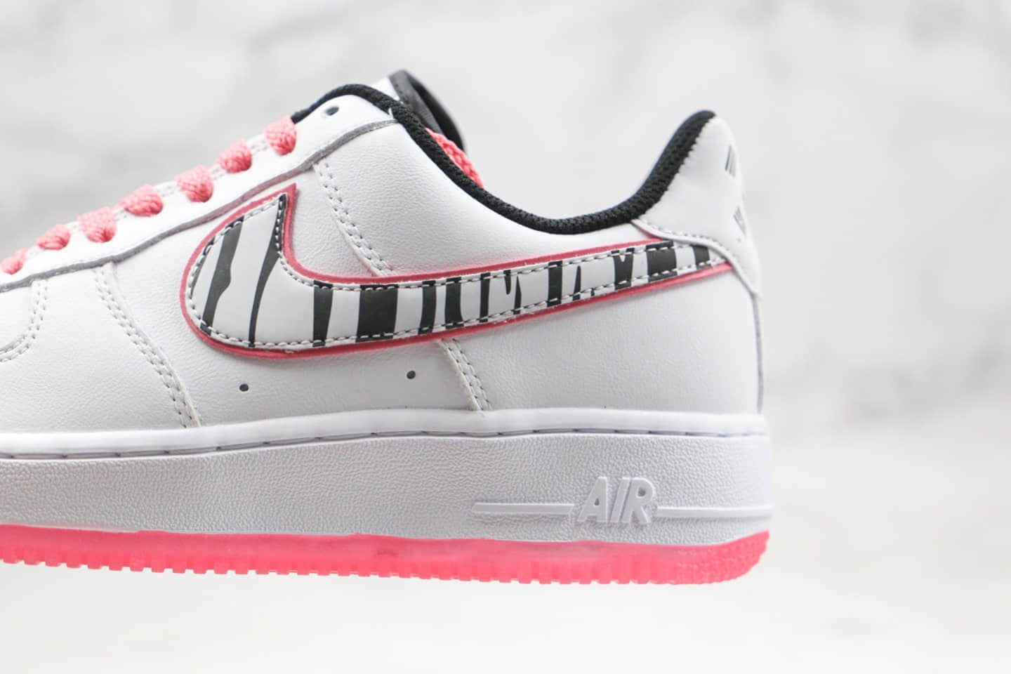 耐克Nike Air Force 1 Low Korea纯原版本低帮空军一号红蓝鸳鸯韩国限定斑马竖纹内置气垫原档案数据开发 货号：CW3919-100