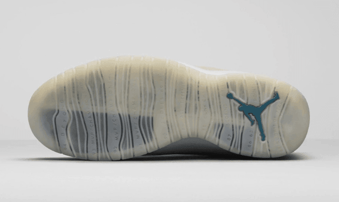 SoleFly x AJ10十周年已于海外发售！瞬间售罄！ 货号：CW5854-200