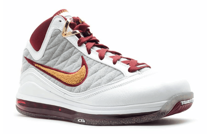 詹皇经典 LeBron 7 “MVP”配色即将复刻回归！下月登场！