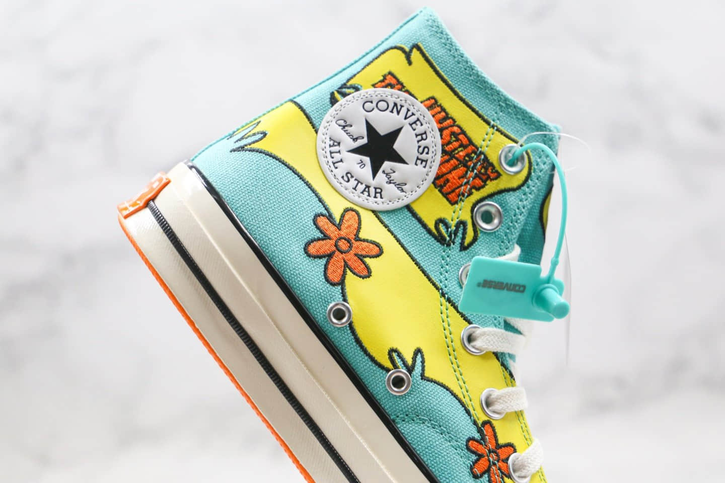 匡威Converse x Scooby-Doo Chuck 1970s公司级版本史酷比联名高帮帆布鞋蓝黄色原盒原吊牌 货号：169072C