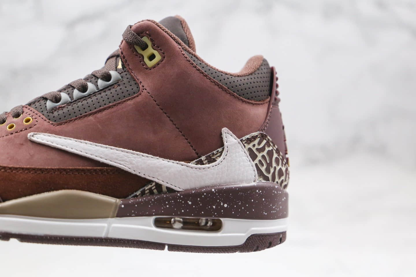 乔丹Air Jordan 3 Retro High OG纯原版本AJ3红棕倒钩原厂皮料区别市面一切版本 货号：626988-018