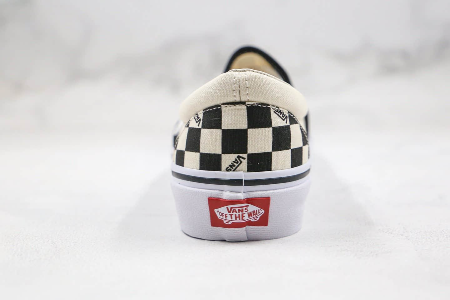 万斯VANS slipon Pro公司级版本低帮硫化板鞋字母logo黑白棋盘格一脚蹬内置钢印原盒原标 货号：VN00097M9X1