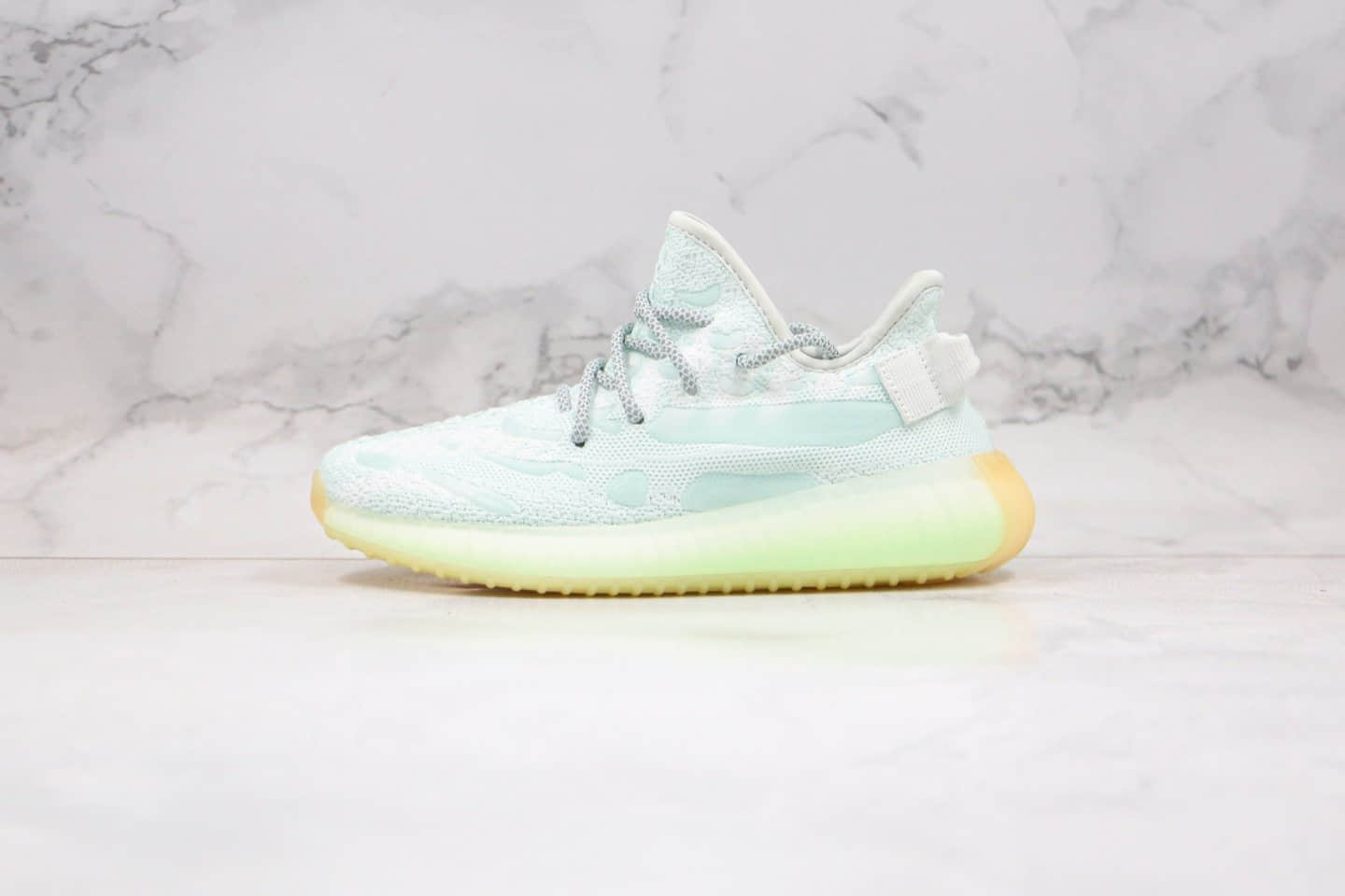 阿迪达斯Adidas Yeezy Boost 350 V3纯原版本椰子350V3新斑马水滴白绿色原鞋开模一比一打造 货号：FC9218