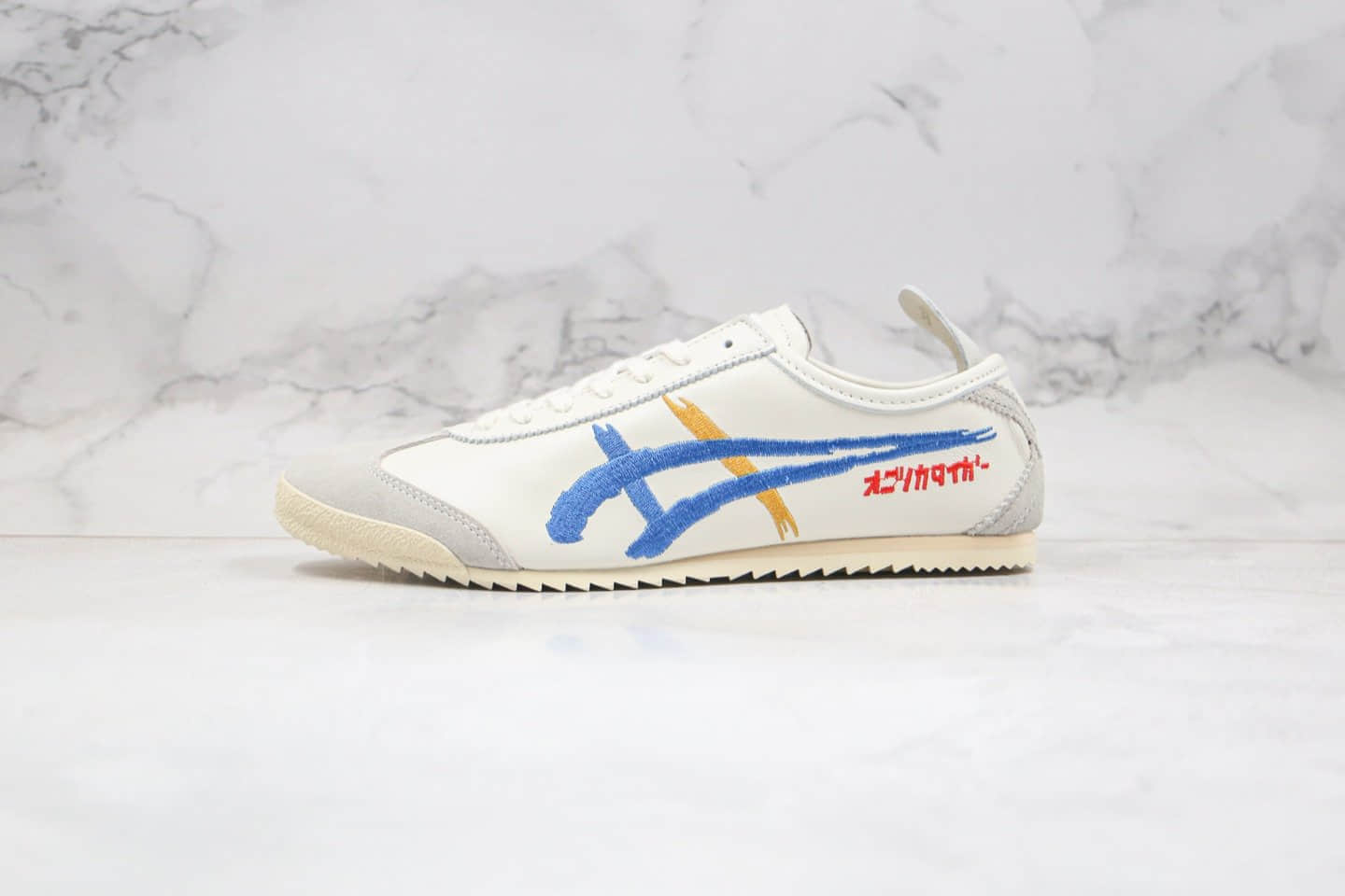 亚瑟士Onitsuka Tiger NIPPON MADE MEXICO 66 DELUXE メキシコ 66 デラックス纯原版本鬼冢虎手工鞋米白色低帮帆布鞋内置芯片 货号：1181A119-100