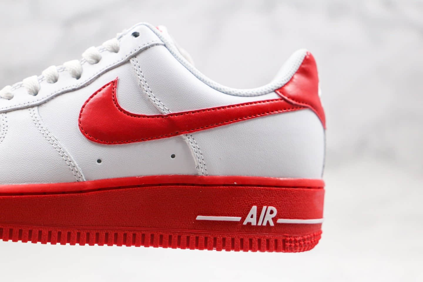 耐克Nike Air Force 1 Low University Red纯原版本低帮空军一号白红色板鞋内置气垫 货号：CK7663-102