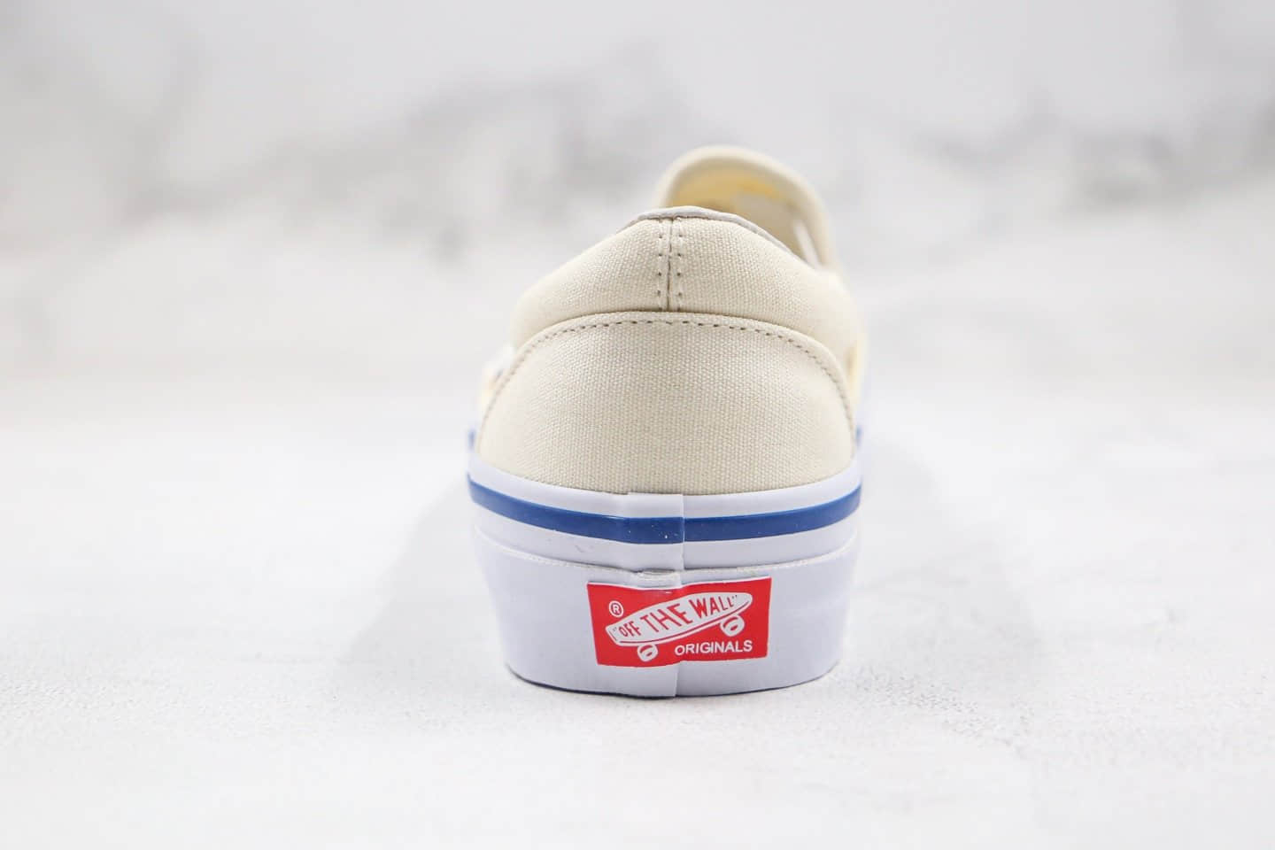 万斯Vans OG Slip-OnLX纯原版本低帮米白色蓝线条一脚蹬原厂硫化大底内置钢印 货号：LC137