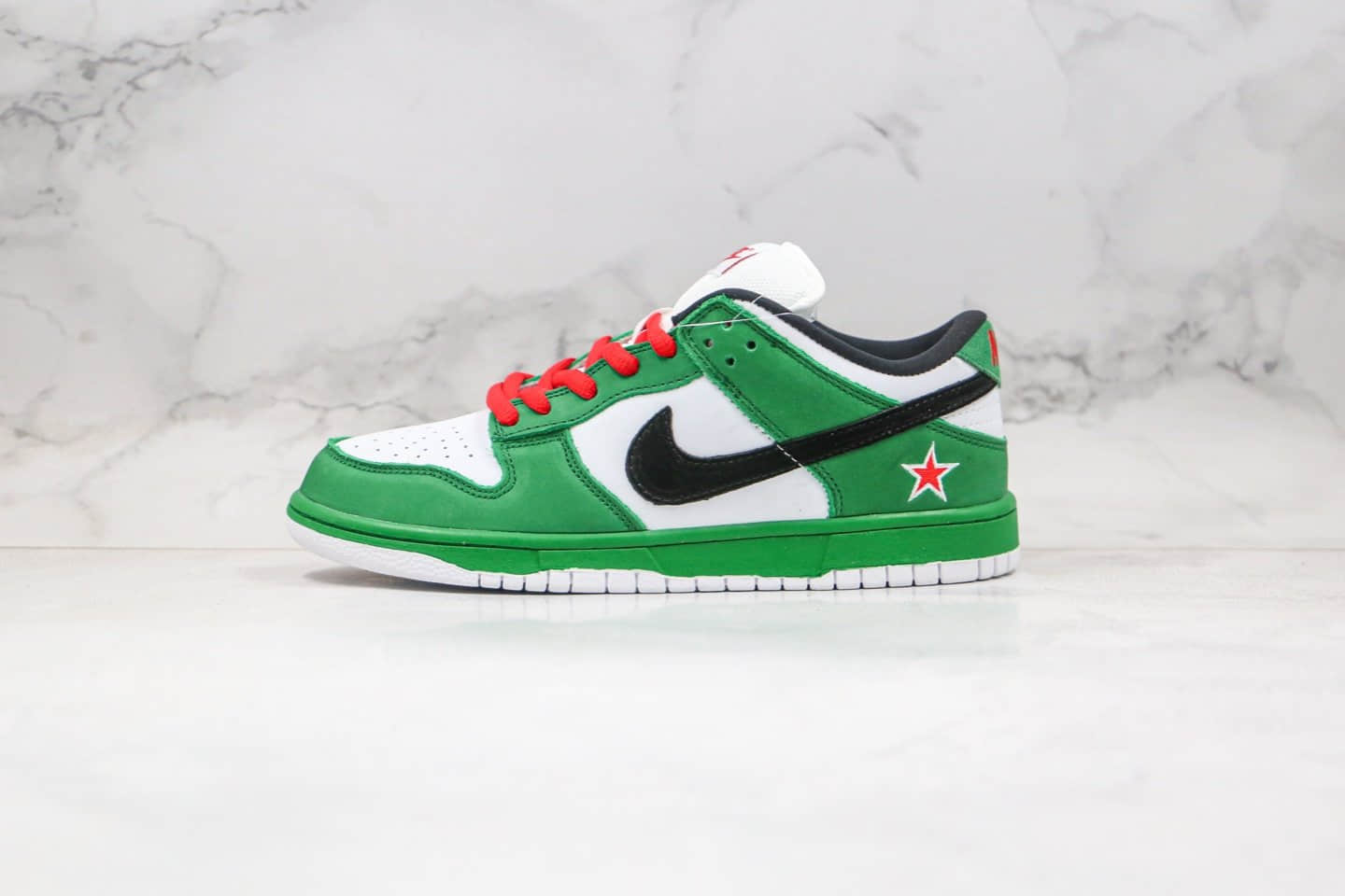 耐克Nike Dunk Low Pro SB “Heineken”纯原版本SB板鞋喜力啤酒原鞋开发遵循原版 货号：304292-302