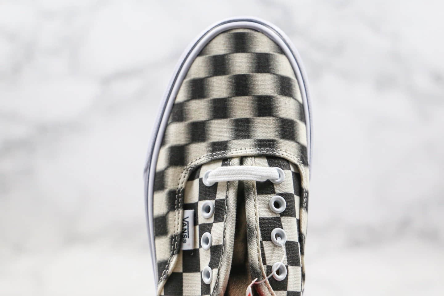 万斯VANS AUTHENTIC公司级版本安纳海姆低帮黑白棋盘格子幻影模糊原厂硫化大底内置钢印 货号：VN0A38EMVJM