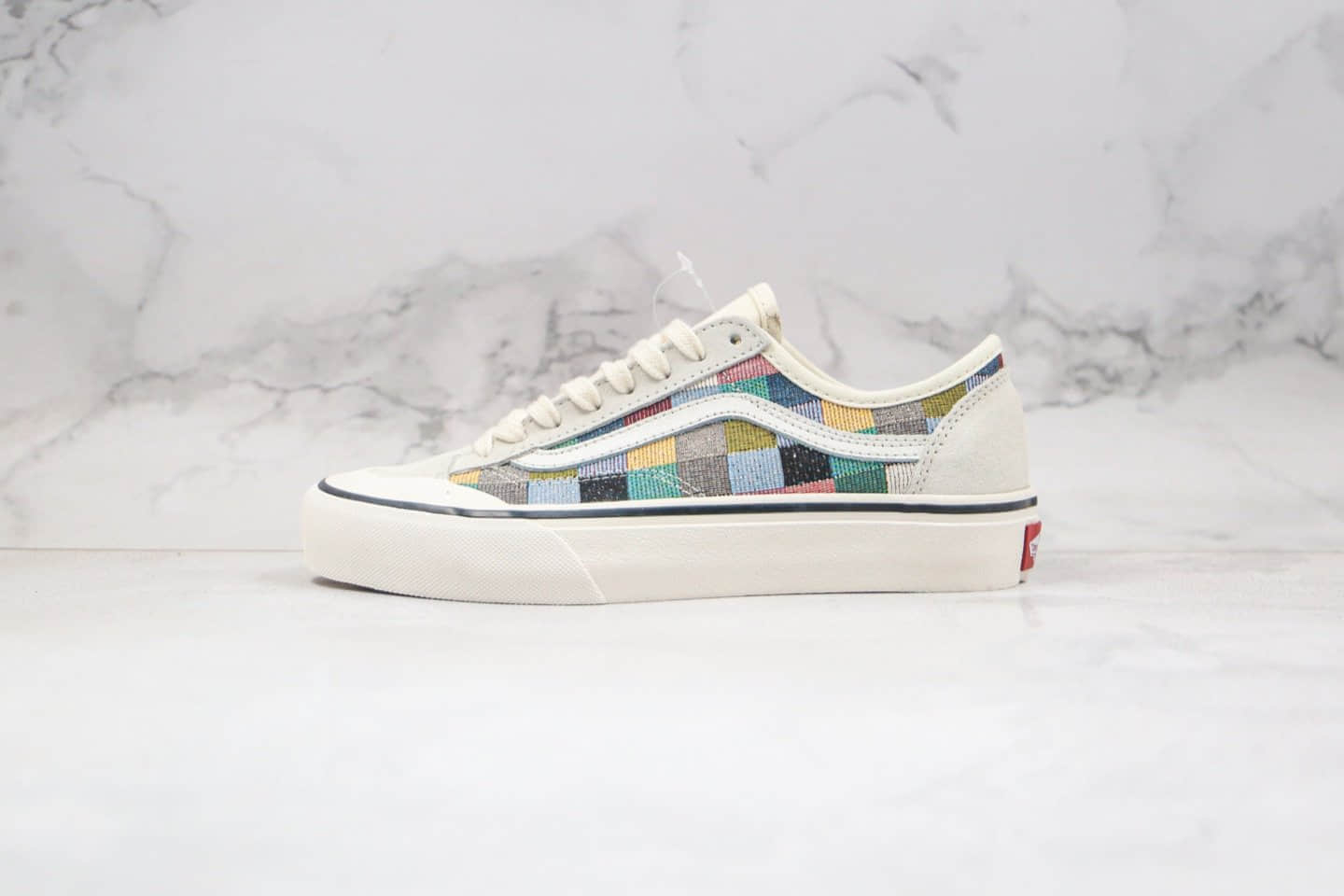万斯VANS ulzzang supstorm联名款公司级版本低帮半月包头彩虹格子硫化板鞋原楦头纸板打造 型号：AS48