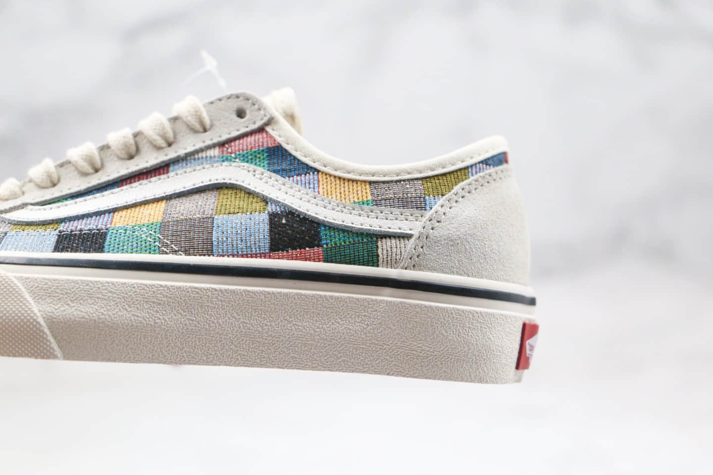 万斯VANS ulzzang supstorm联名款公司级版本低帮半月包头彩虹格子硫化板鞋原楦头纸板打造 型号：AS48