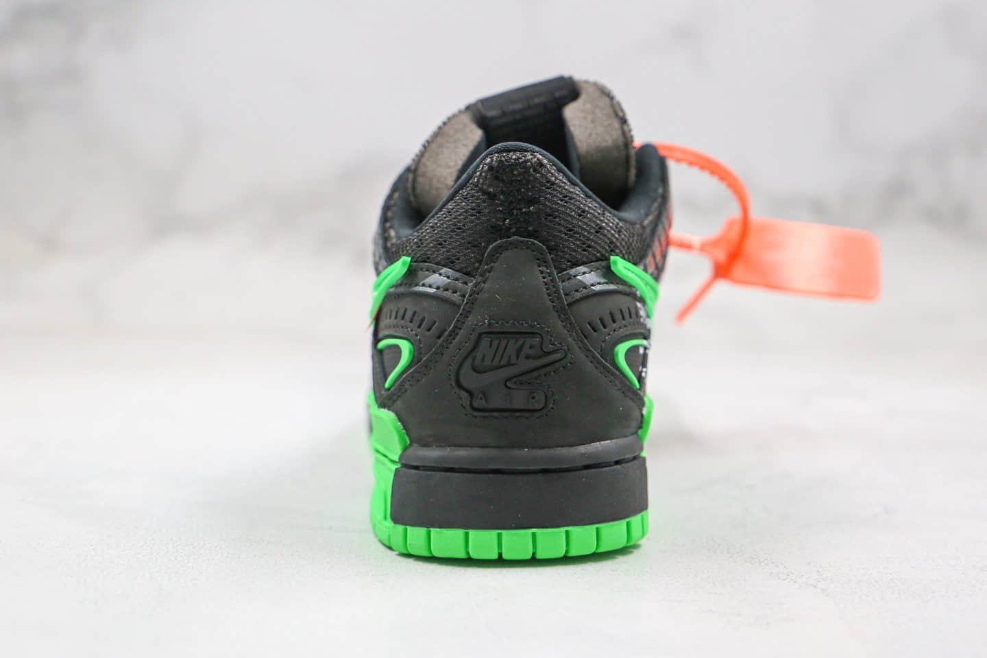 耐克Nike Air Rubber Dunk x OFF-WHITE纯原版本联名款OW DUNK复古板鞋黑绿色原档案数据开发 货号：CU6015-001