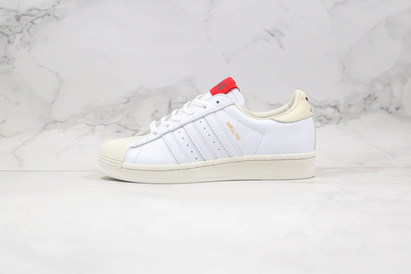 阿迪达斯Adidas Superstar Shelltoe纯原版本三叶草贝壳头424白红色杨幂同款原盒配件原档案数据开发 货号：FW7624