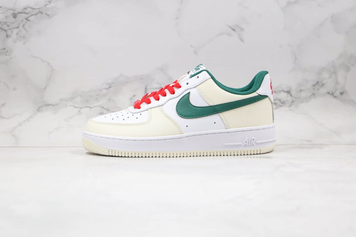 耐克Nike Air Force 1 Low 07纯原版本低帮空军一号米白绿小红书爆款板鞋内置气垫原档案数据开发 货号：FF0902-012