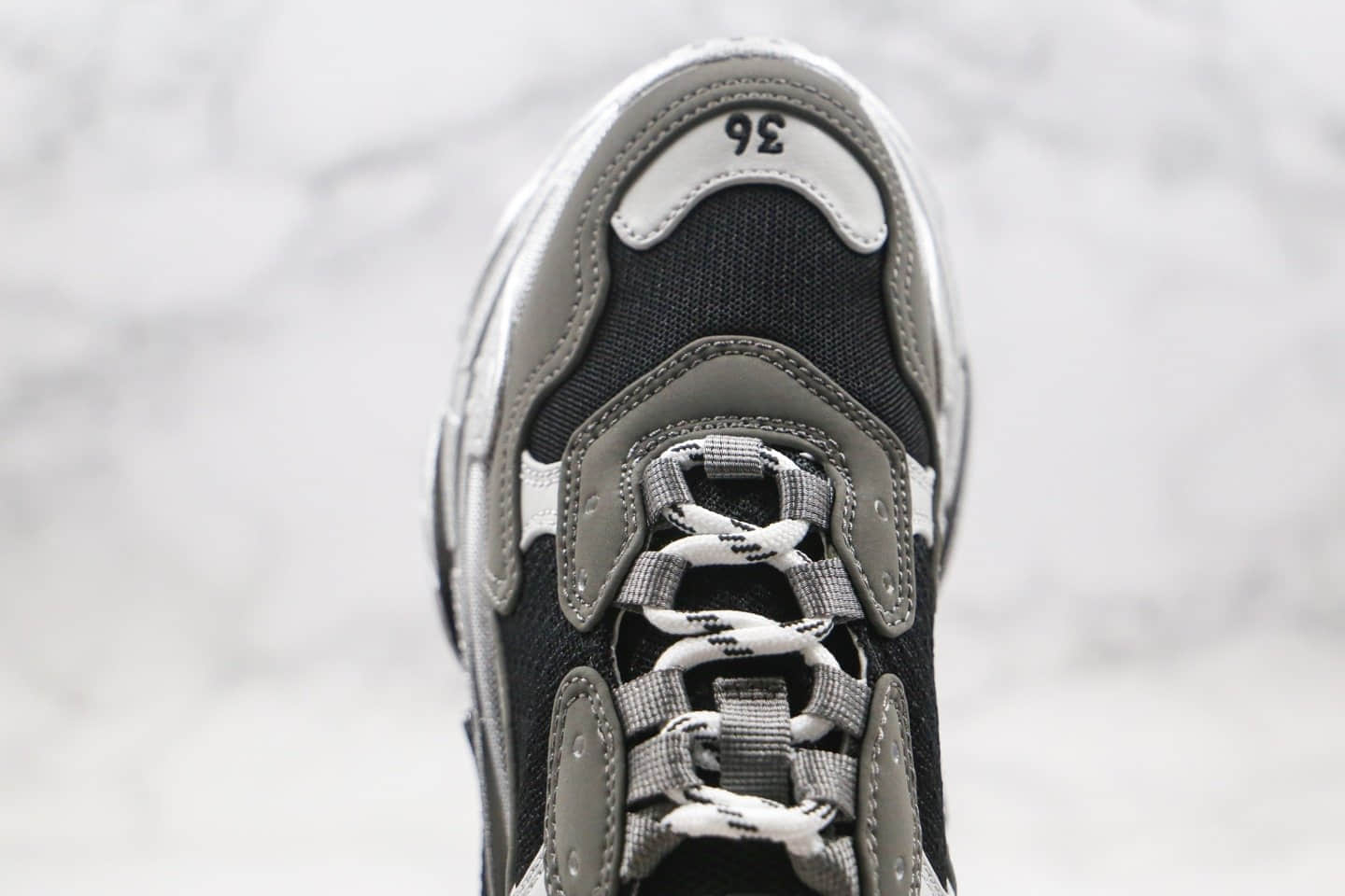 巴黎世家Balenciaga Triple S纯原版本黑灰银色复古气垫老爹鞋正确八成组合大底原档案数据开发