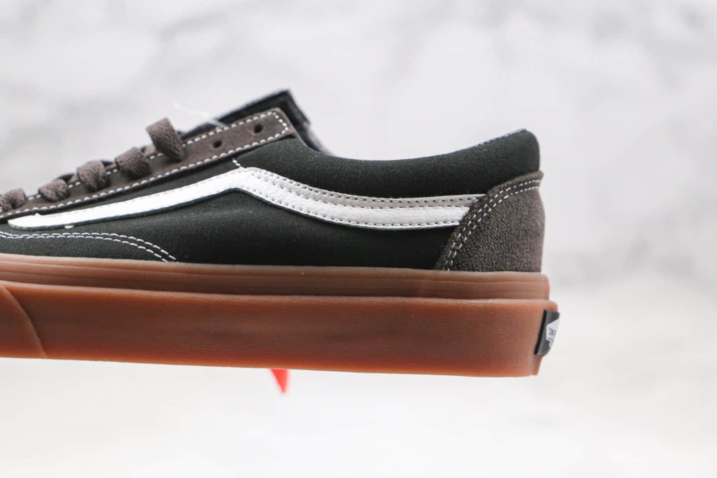 万斯Vans old skool公司级版本低帮硫化板鞋黑咖啡色麂皮系列原楦头纸板打造