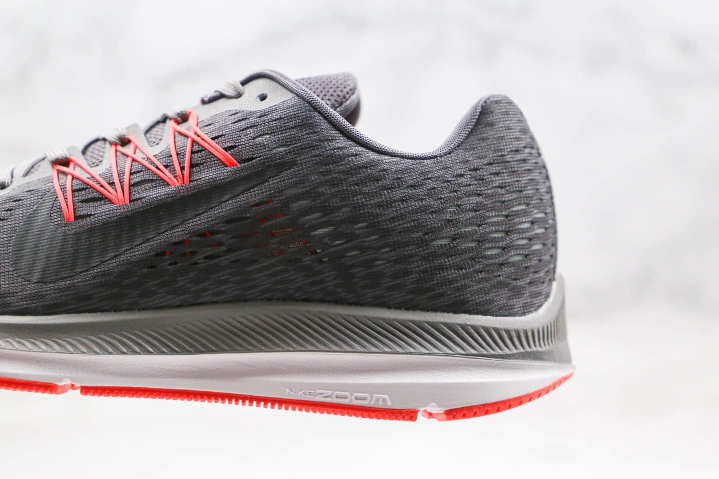 耐克Nike Zoom Winflo 5纯原版本登月5代缓震透气慢跑鞋灰粉色原盒原标区别市面通货版本 货号：AA7406-006