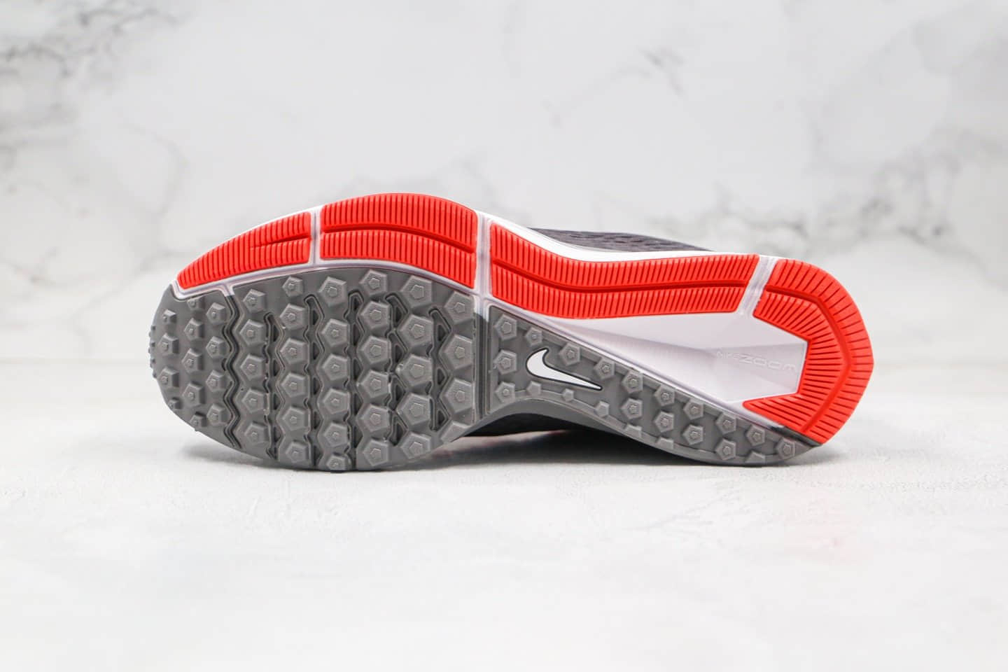 耐克Nike Zoom Winflo 5纯原版本登月5代缓震透气慢跑鞋灰粉色原盒原标区别市面通货版本 货号：AA7406-006