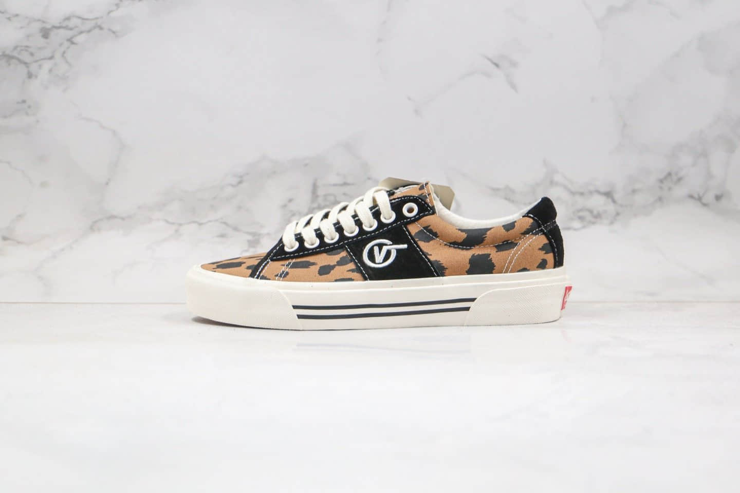 万斯Vans Vault OG Sid LX 20SS公司级版本低帮帆布鞋豹纹工艺硫化一比一 货号：VN0A4U13XES