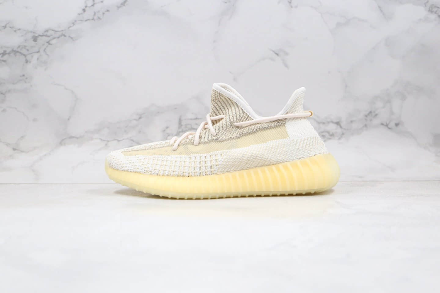 阿迪达斯Adidas Yeezy 350 V2 “Abez”公司级版本椰子350V2新氧化天使奶油淡黄色原织面 货号：FZ5246