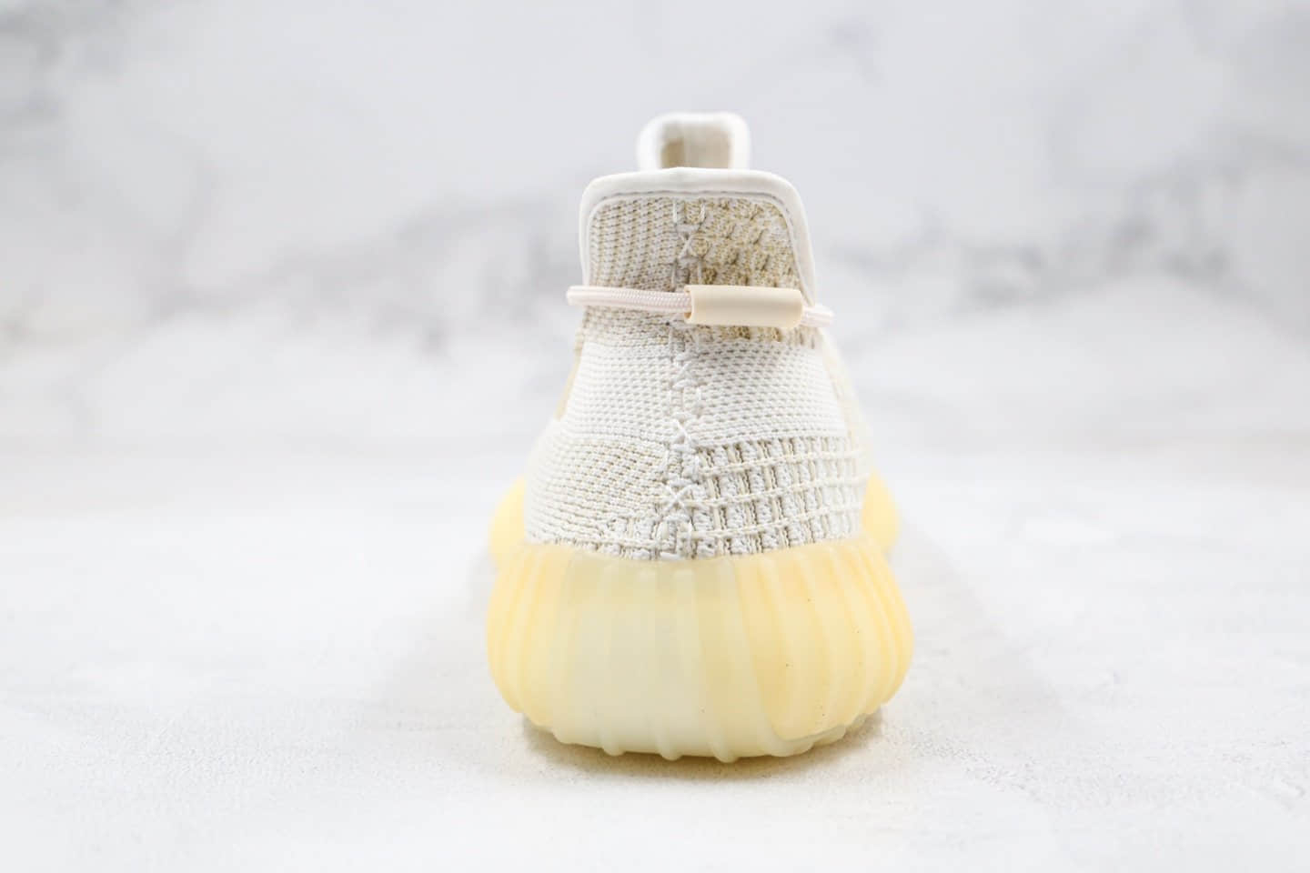 阿迪达斯Adidas Yeezy 350 V2 “Abez”公司级版本椰子350V2新氧化天使奶油淡黄色原织面 货号：FZ5246