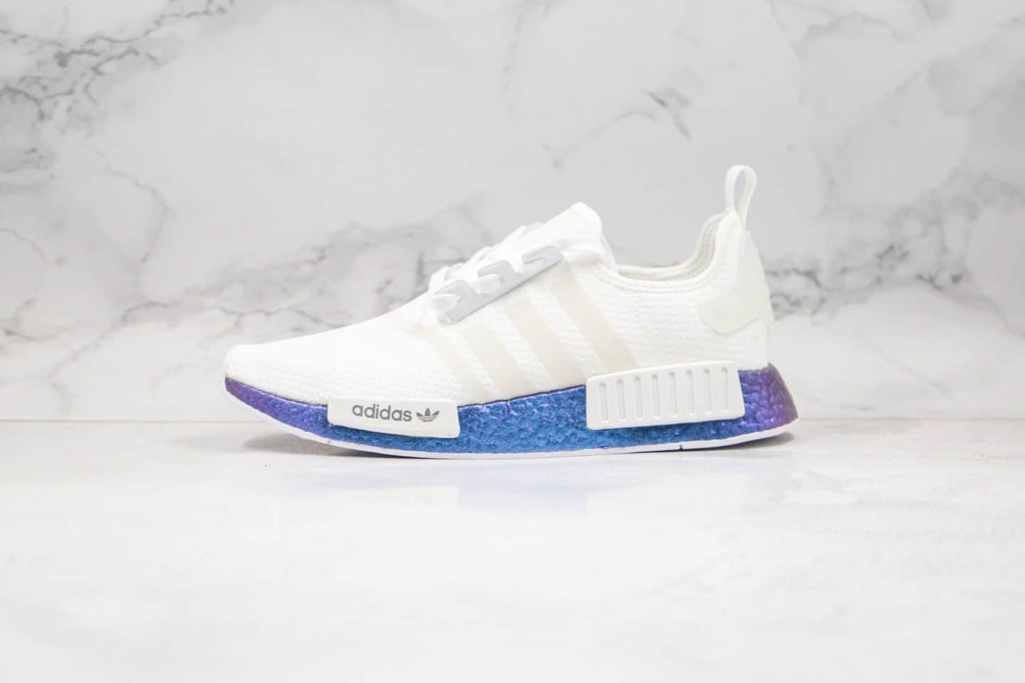 阿迪达斯Adidas NMD_R1纯原版本爆米花跑鞋炫彩白蓝紫色原鞋开模一比一打造 货号：FV5344