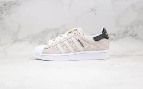 阿迪达斯Adidas Originals Superstar纯原版本三叶草贝壳头板鞋魔术贴夜光彩色鞋带原盒配件齐全正确贝利头层皮质 货号：FV2822