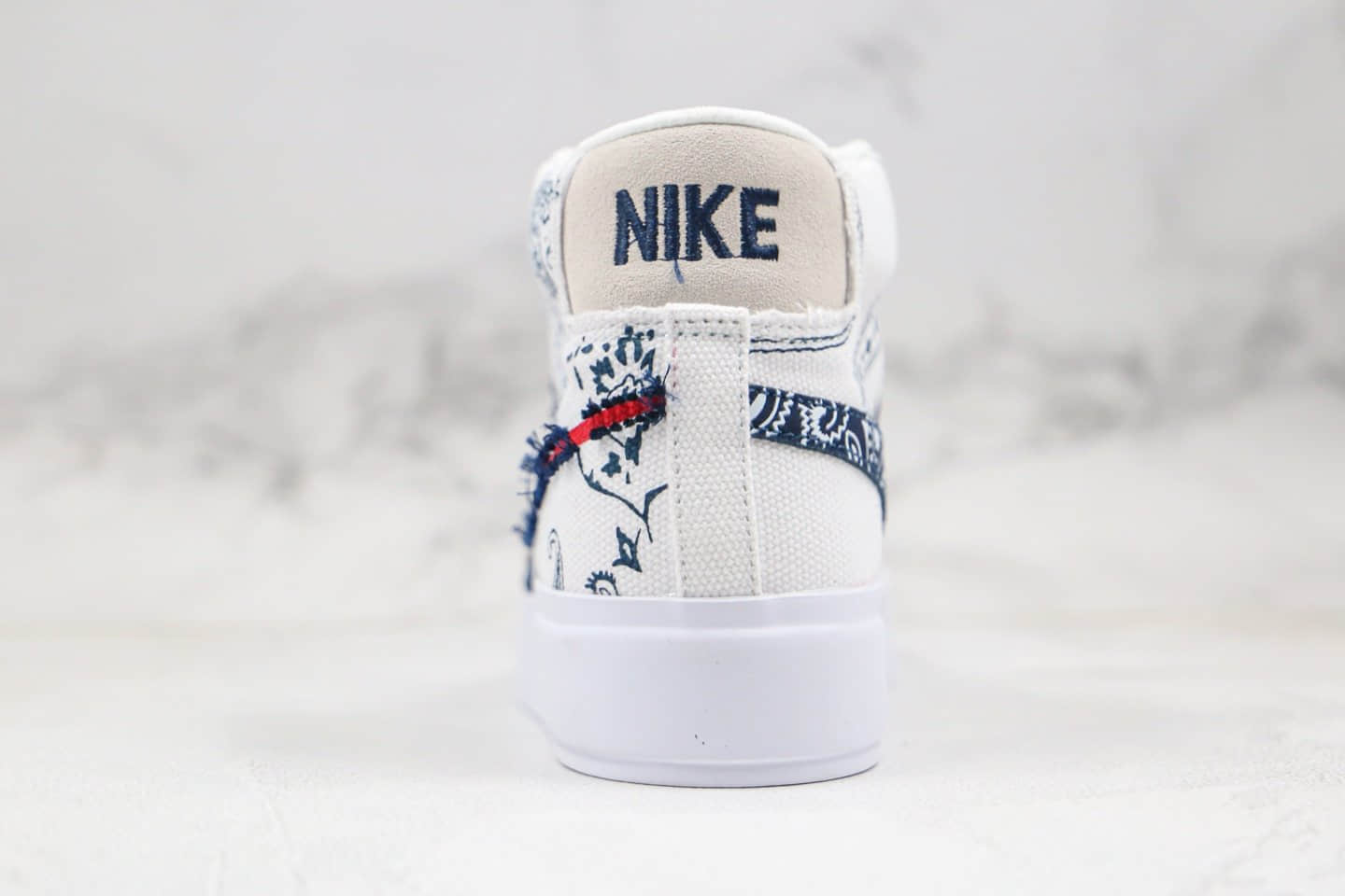 耐克Nike SB Blazer Edge纯原版本高帮SB板鞋拆线涂鸦白黑红色内置Zoom原档案数据开发 货号：CI3833-200