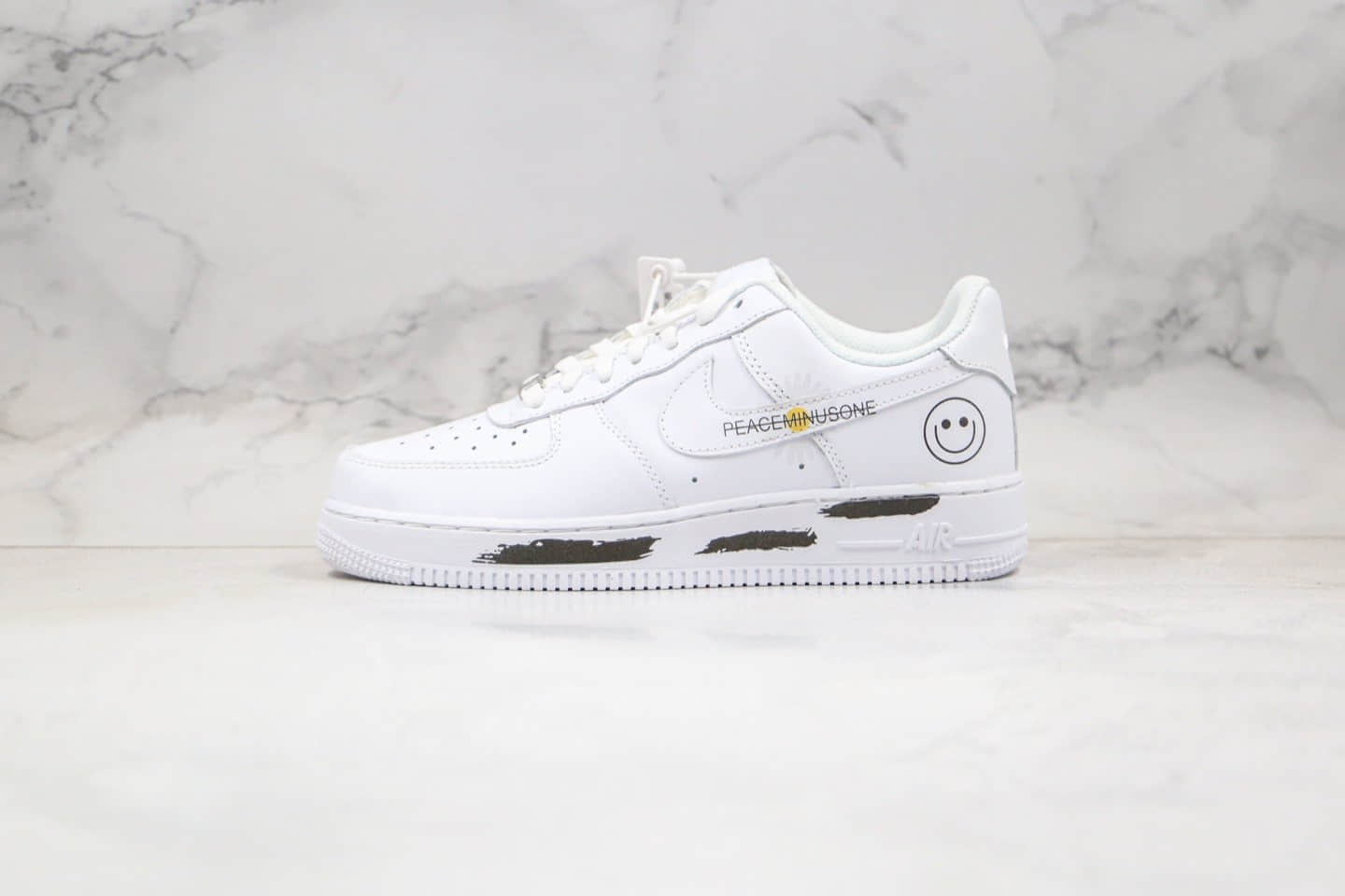 耐克Nike Air Force 1 Low '07纯原版本低帮空军一号权志龙同款小雏菊笑脸白色PMO原档案数据开发原盒原标 货号：AQ3692-311