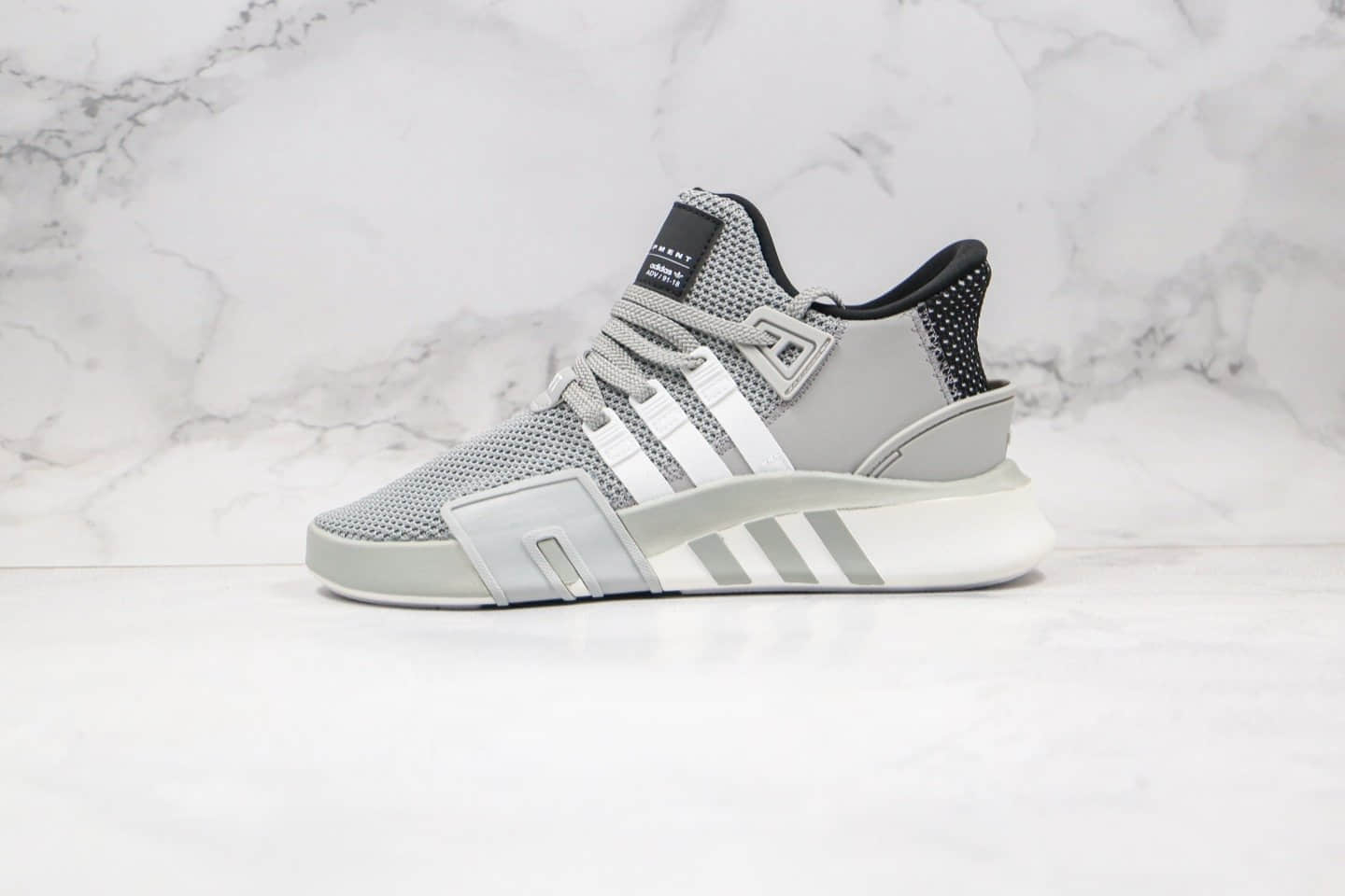 阿迪达斯Adidas EQT BASK ADV纯原版本三叶草支撑者系列EQT慢跑鞋灰色原盒原标原楦头纸板打造 货号：B37546