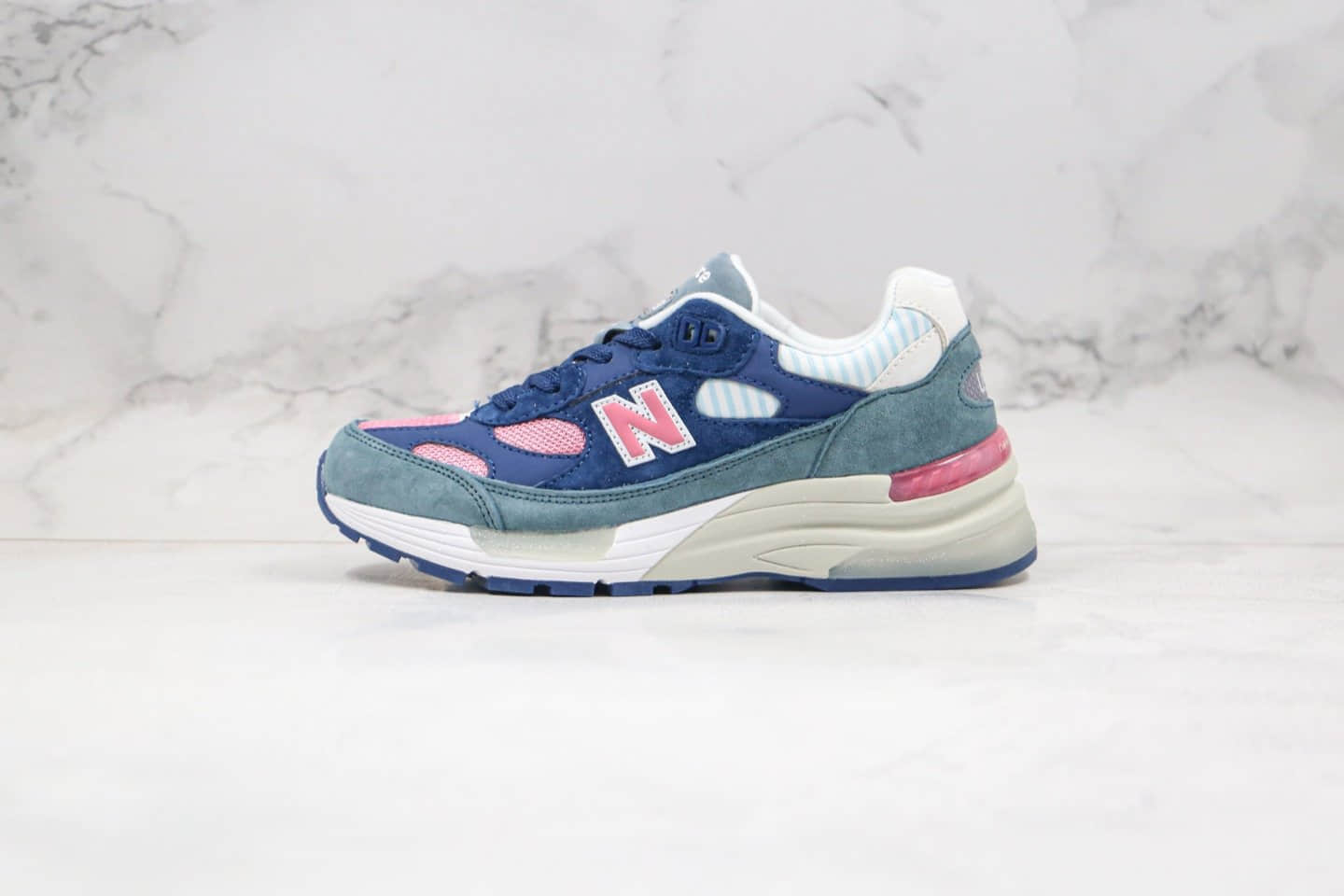 新百伦New Balance Made in USA M992纯原版本美产血统NB992蓝粉色原鞋开模一比一打造 货号：W992NT