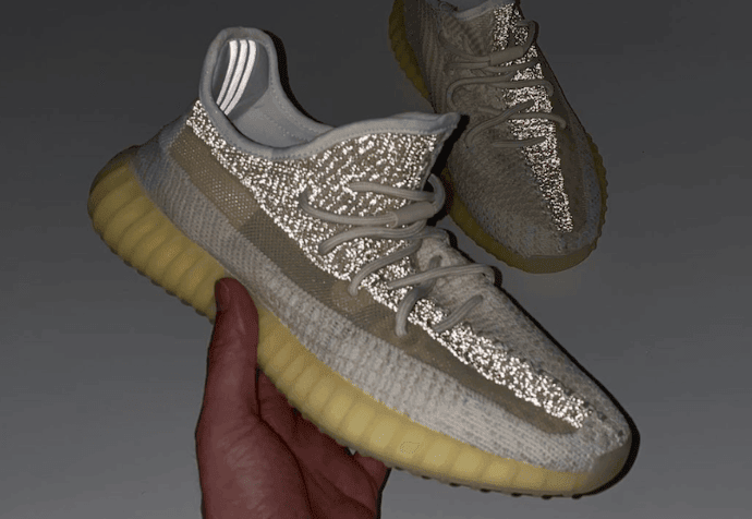 Yeezy 350 V2 “Abez”满天星实物首度曝光！设计有点不一样！ 货号：FZ5246