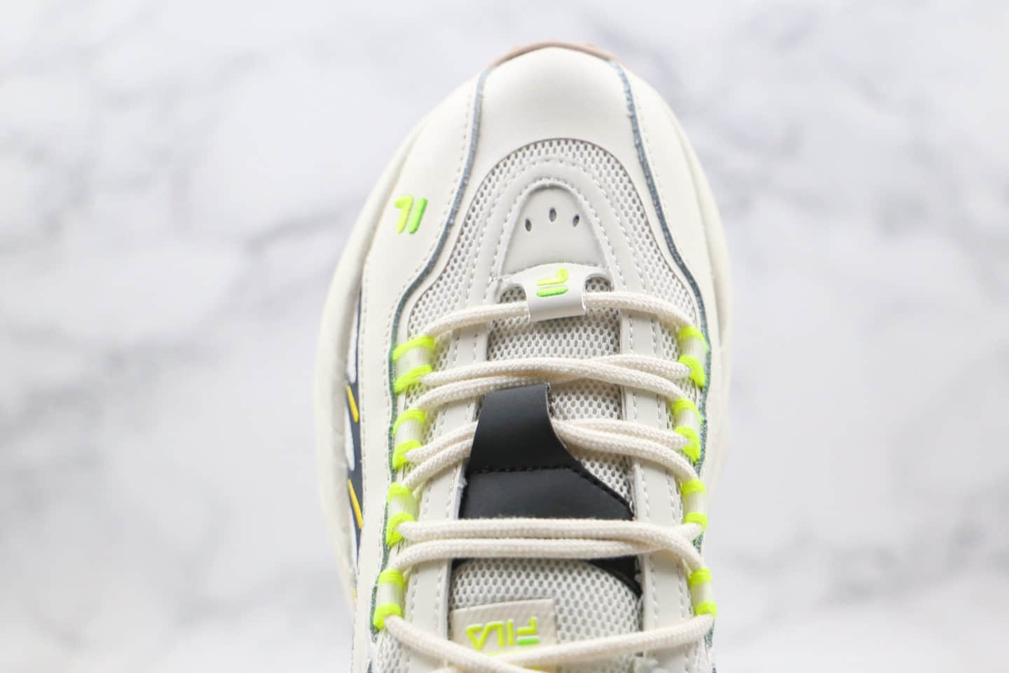 斐乐Fila Heritage纯原版本征峰者系列老爹鞋增高跑鞋米白荧光绿原档案数据开发