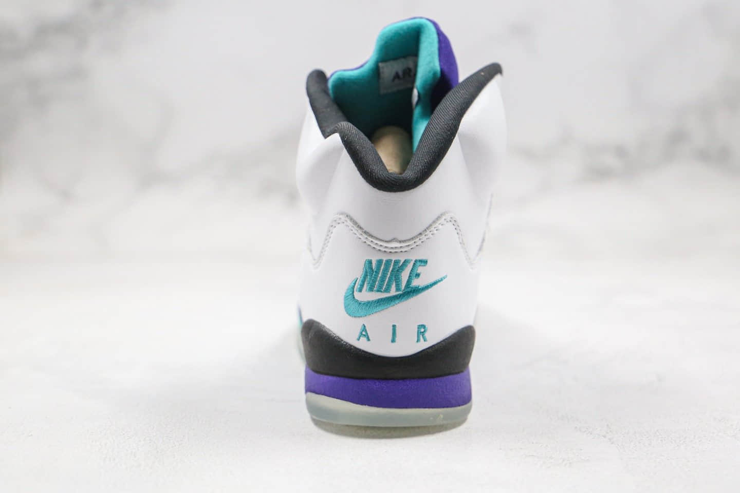 乔丹Air Jordan 5 Retro “Grape”纯原版本AJ5白紫葡萄原鞋开模区别市面通货 货号：AV3919-135