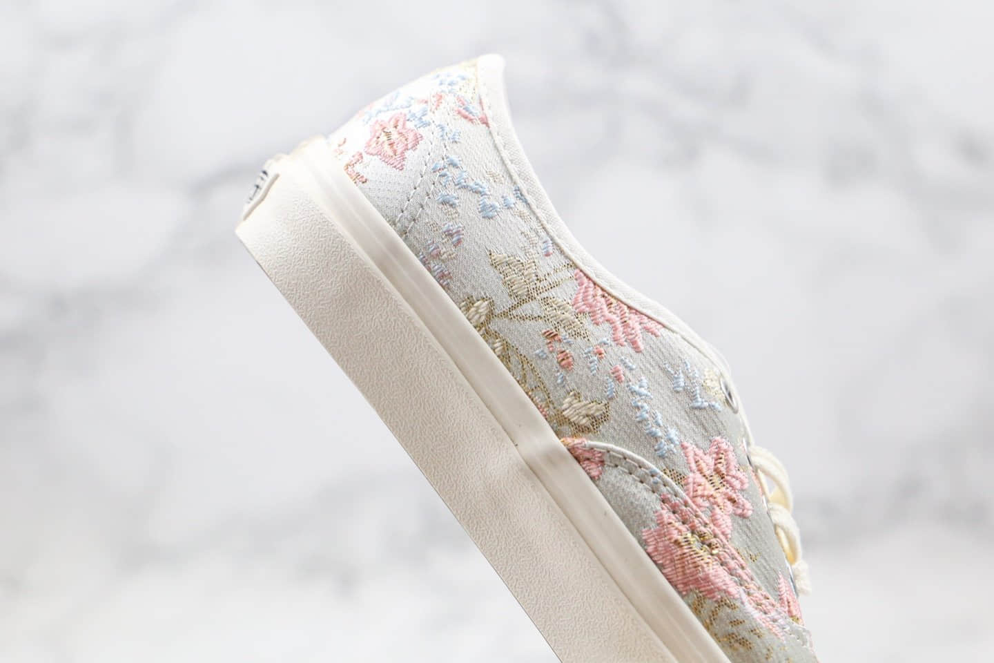 万斯Vans Authentic公司级版本安纳海姆丝绸花卉刺绣配色原厂硫化大底内置钢印