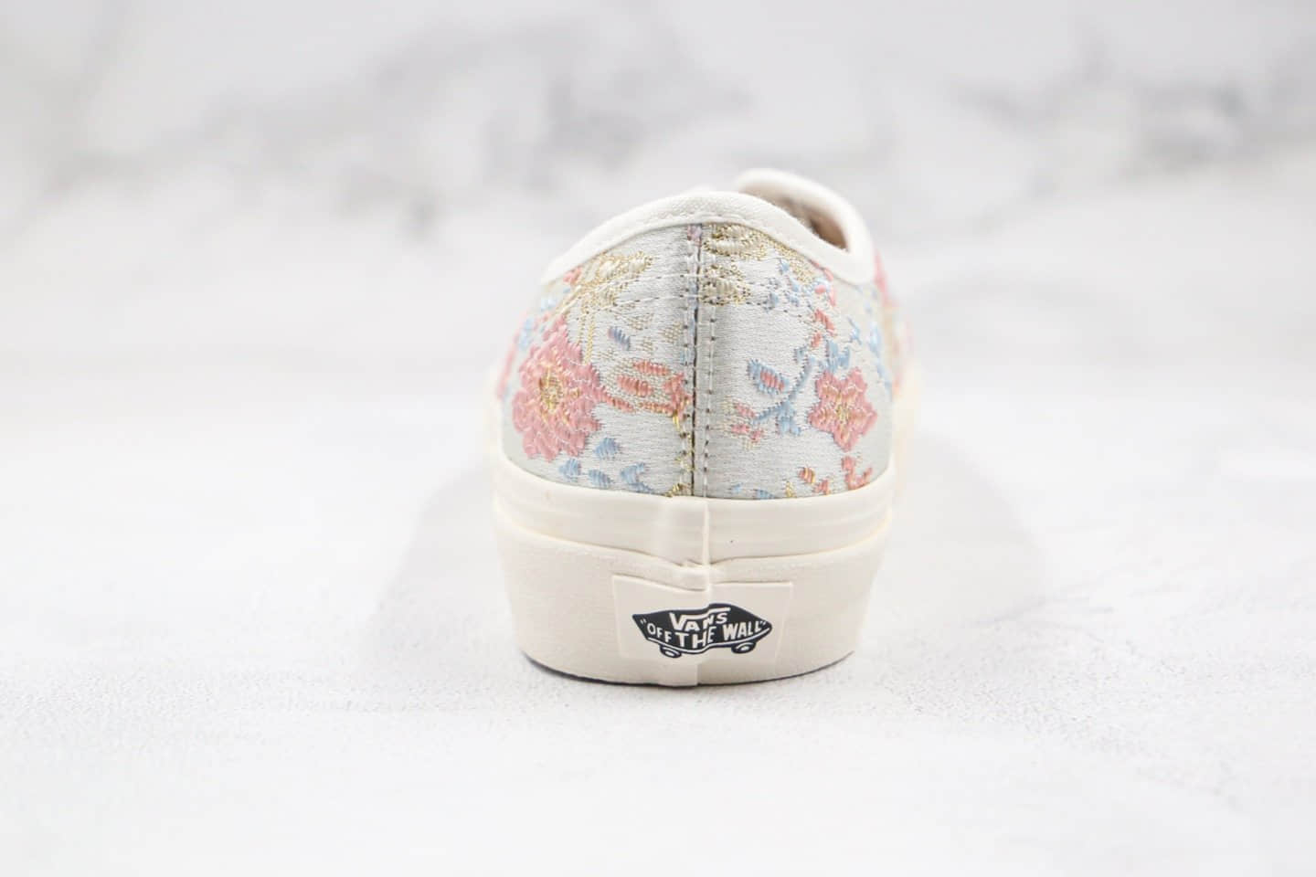 万斯Vans Authentic公司级版本安纳海姆丝绸花卉刺绣配色原厂硫化大底内置钢印