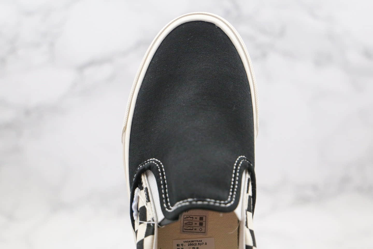 万斯Vans TM Slip On公司级版本低帮一脚蹬TM黑白色棋盘格子原盒原标 货号：T.M.-C10V