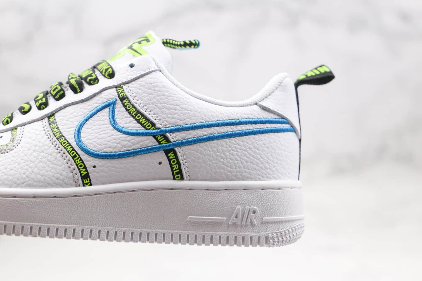 耐克Nike Air Force 1'07 Low World Wide纯原版本低帮空军一号字母弹幕花纹刺绣钩白绿蓝色内置气垫 货号：CK7213-100