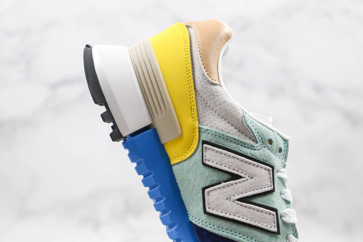 新百伦New Balance 1300纯原版本糖果黄蓝粉色复古老爹鞋原楦头纸板打造原盒原标 货号：MS1300TF