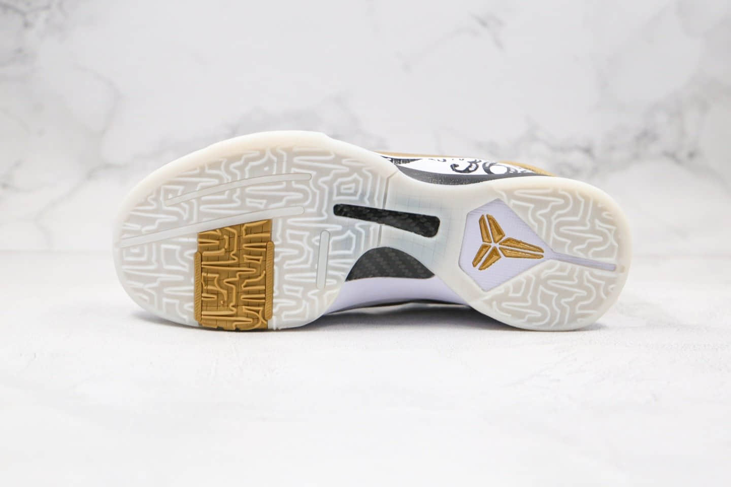 耐克Nike Zoom Kobe 5 Proyro纯原版本科比5代阴阳太极黑白鸳鸯配色篮球鞋内置碳板气垫支持实战 货号：CT8014-100