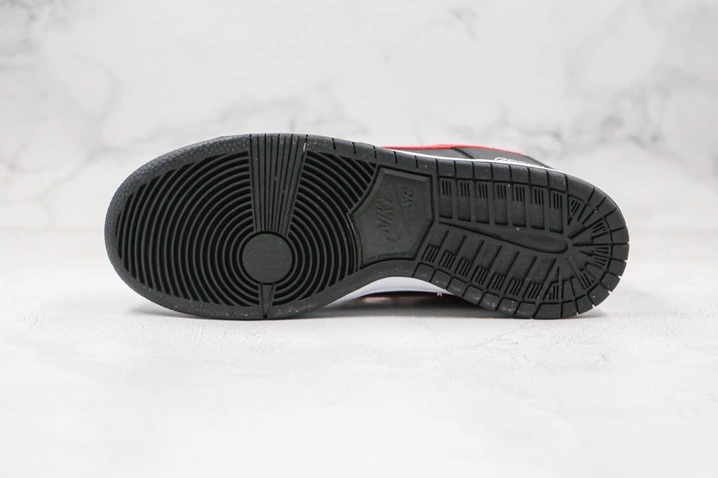 耐克Nike SB Dunk Low Pro 2020版纯原版本低帮DUNK迷彩波点ESSEN灰黑红色板鞋内置气垫原盒原标 货号：CU1727-006
