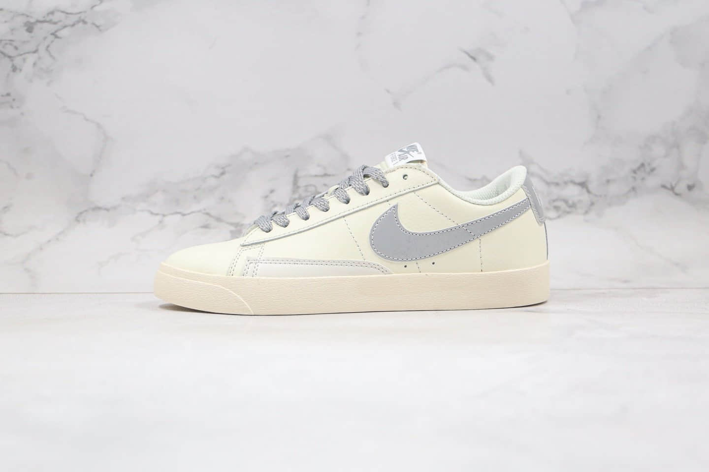 耐克Nike Blazer Low纯原版本低帮开拓者3M反光米白灰色皮面区别市面通货版本 货号：CK6924-101