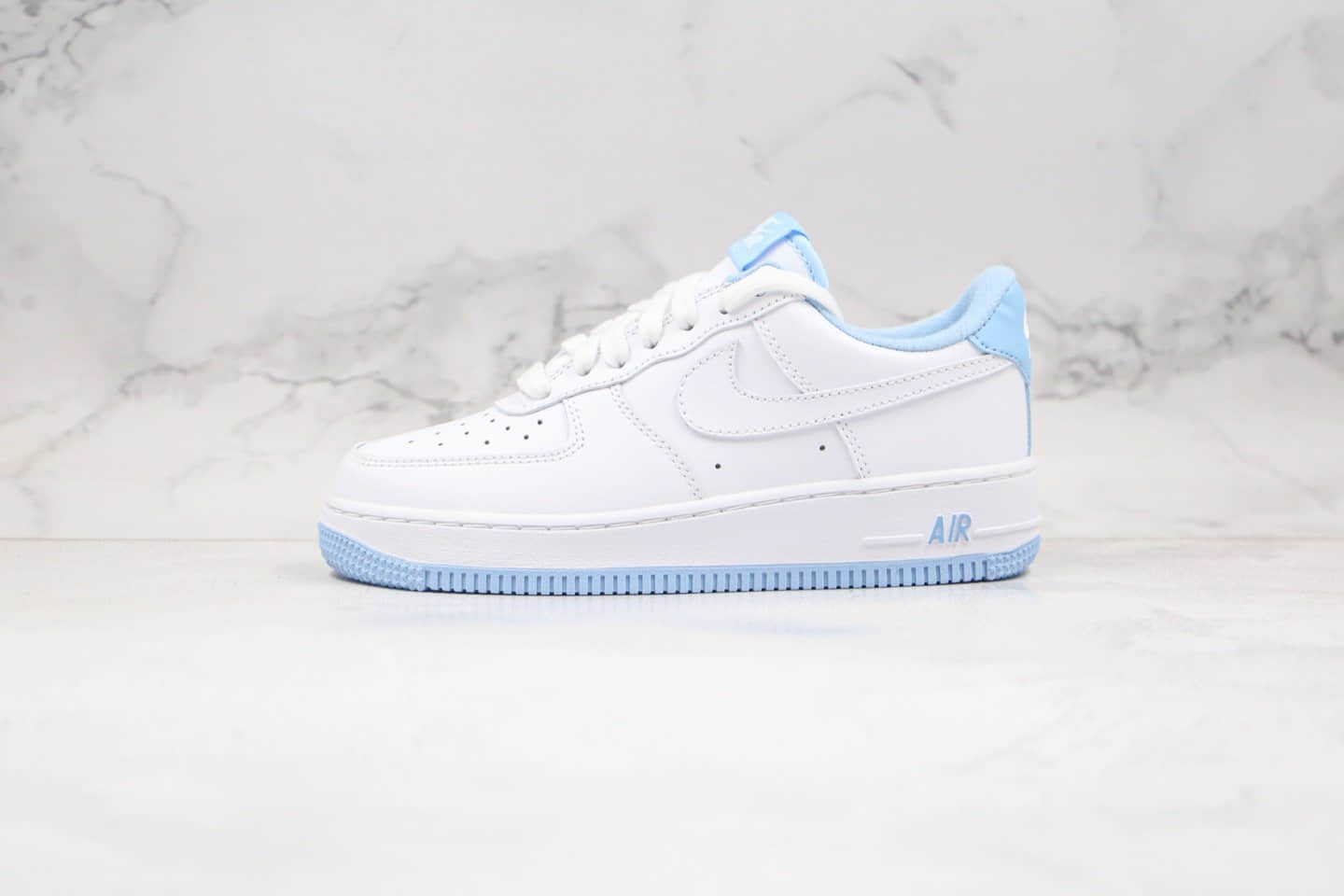 耐克Nike Air Force 1 Low '07 University纯原版本低帮空军一号白蓝配色板鞋内置Sole气垫 货号：CD6915-103