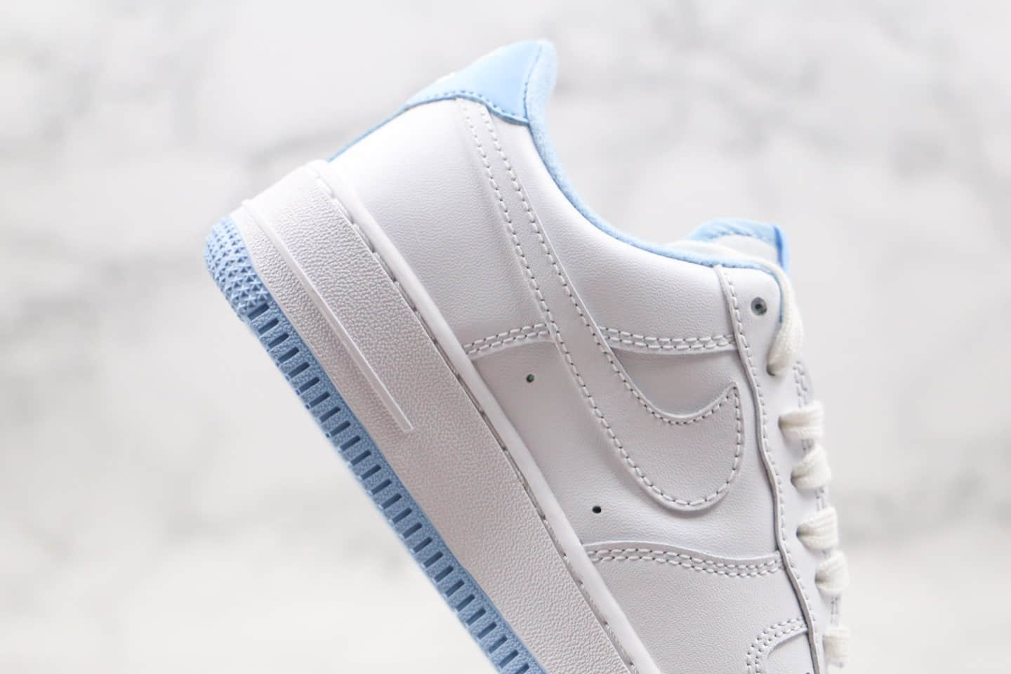 耐克Nike Air Force 1 Low '07 University纯原版本低帮空军一号白蓝配色板鞋内置Sole气垫 货号：CD6915-103