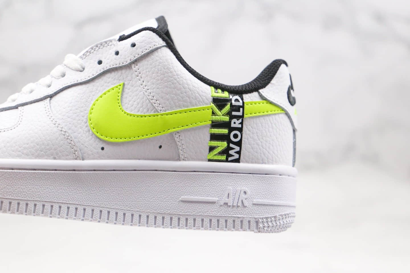 耐克Nike Air Force 1 '07 LV8 WW WORLD WIDE White Green Strike纯原版本低帮空军一号World Wide主题系列白绿色内置气垫原盒原标 货号：CK6924-101