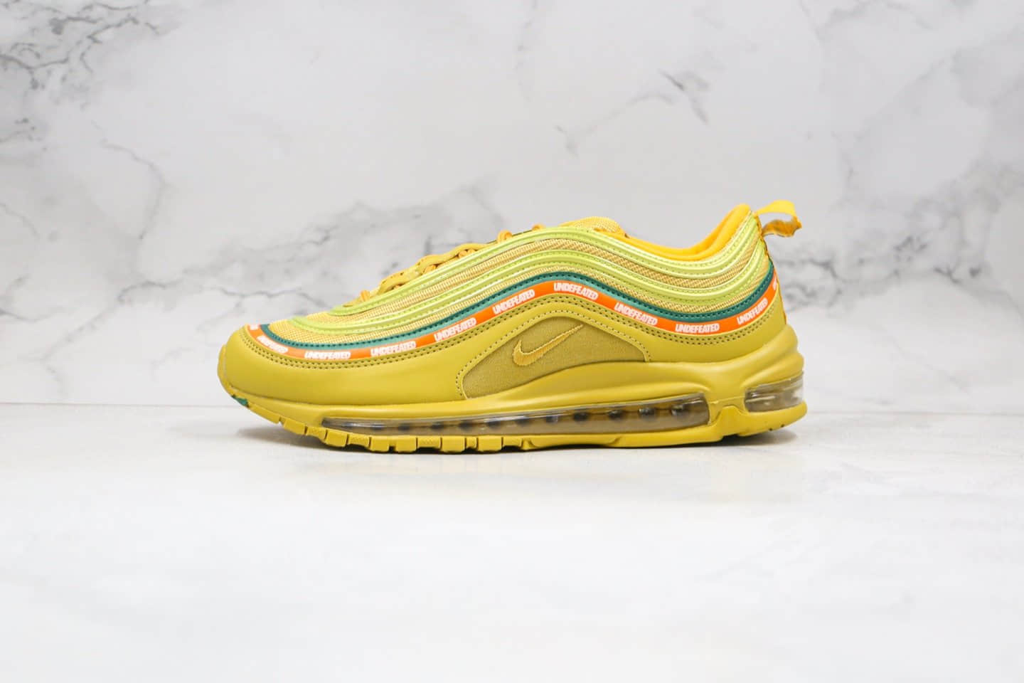 耐克Nike Air Max 97 x UNDEFEATED纯原版本子弹头气垫鞋Max97金黄色内置全掌真实气垫 货号：AJ1986-006