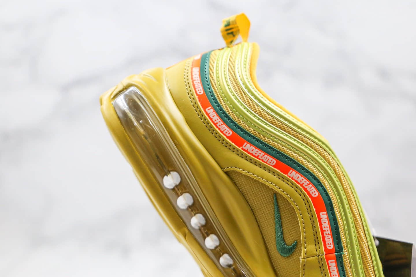 耐克Nike Air Max 97 x UNDEFEATED纯原版本子弹头气垫鞋Max97金黄色内置全掌真实气垫 货号：AJ1986-006