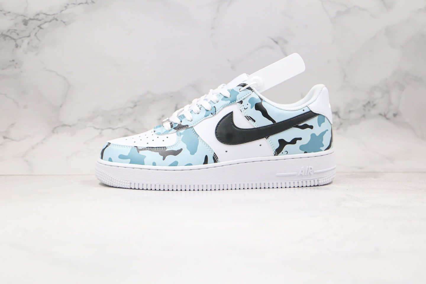 耐克Nike Air Force 1 Low’07 RS公司级版本空军一号海外限定天蓝白迷彩原楦头纸板打造 货号：315122-BYC