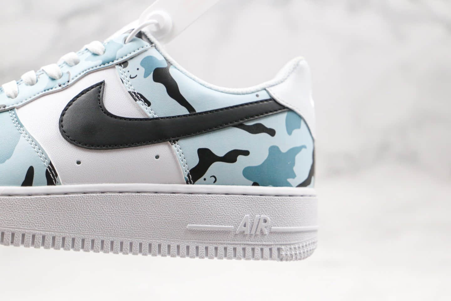 耐克Nike Air Force 1 Low’07 RS公司级版本空军一号海外限定天蓝白迷彩原楦头纸板打造 货号：315122-BYC